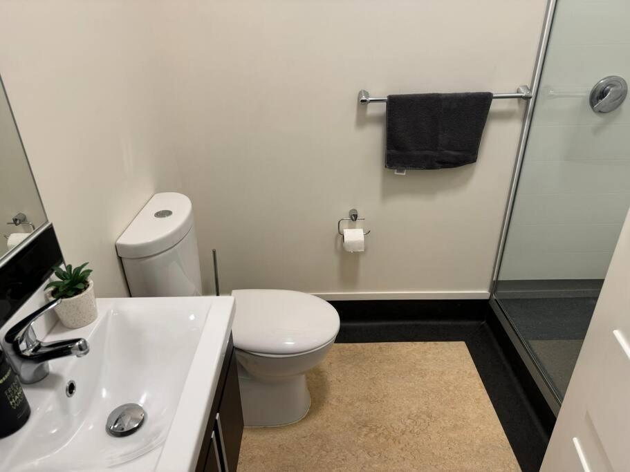 4 Large Bedroom Apartment In The City Hastings Exterior photo